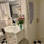 Cute, Quiet And - Self Check In 巴德伊舍