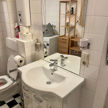 Διαμέρισμα Cute, Quiet And - Self Check In