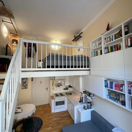Cute, Quiet And - Self Check In Apartment